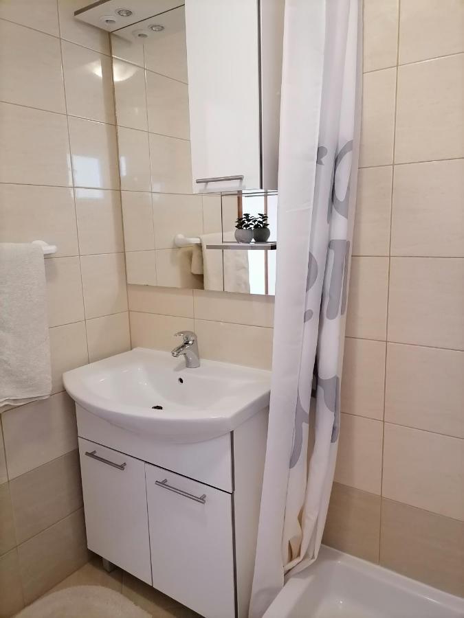 Apartmani Marijana Lozovac Esterno foto