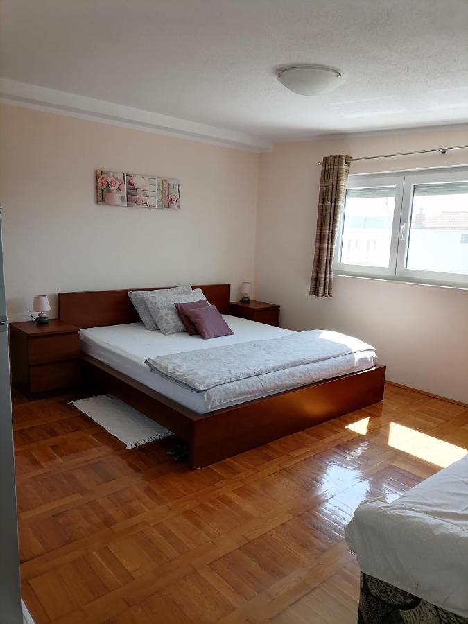 Apartmani Marijana Lozovac Esterno foto
