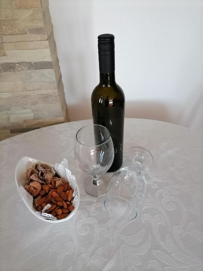 Apartmani Marijana Lozovac Esterno foto