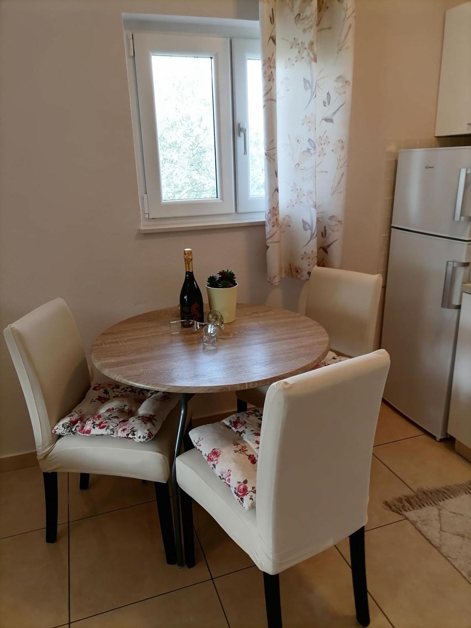 Apartmani Marijana Lozovac Esterno foto