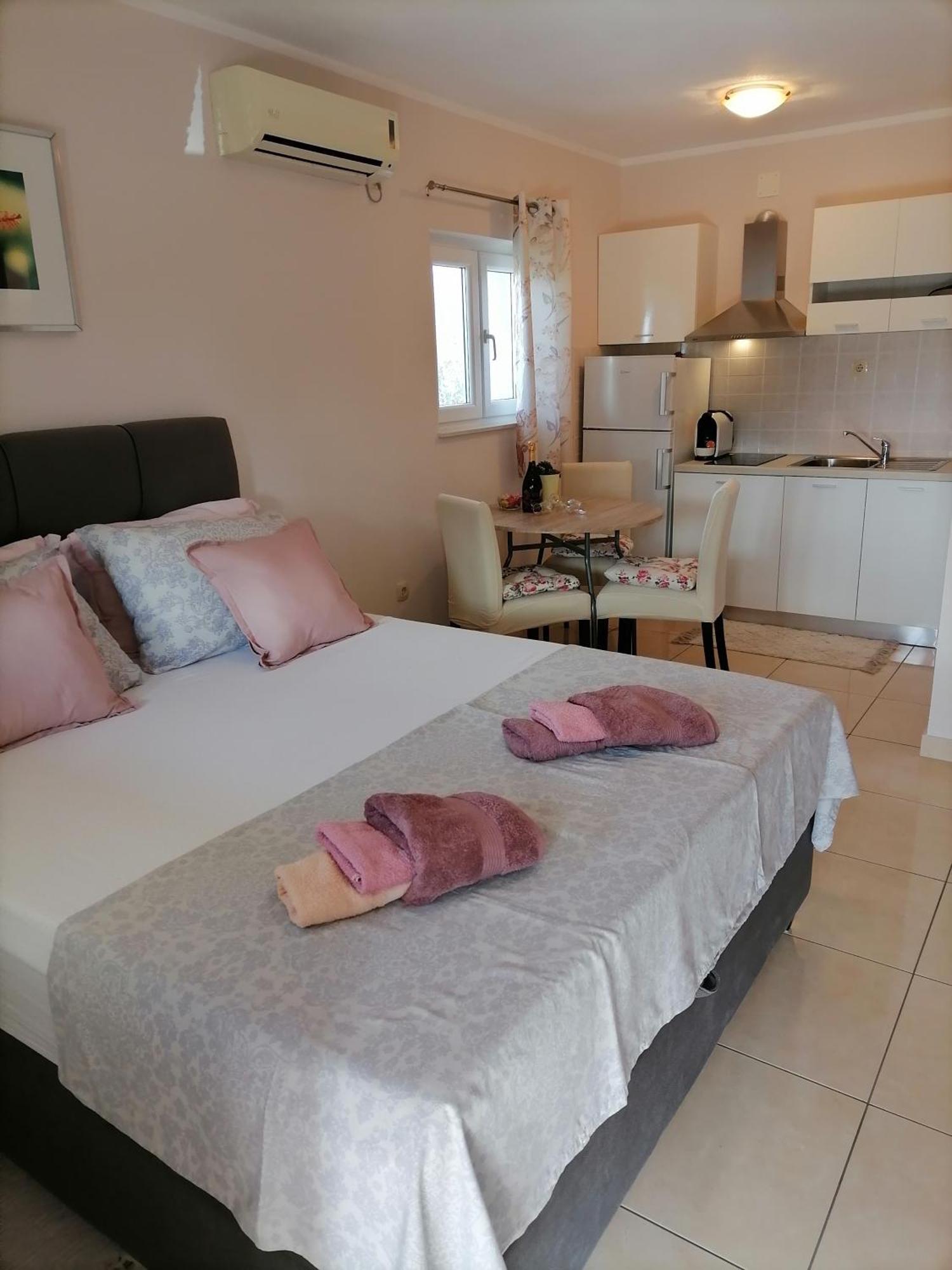 Apartmani Marijana Lozovac Esterno foto