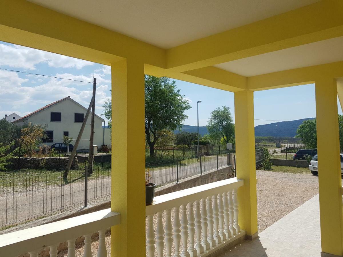 Apartmani Marijana Lozovac Esterno foto