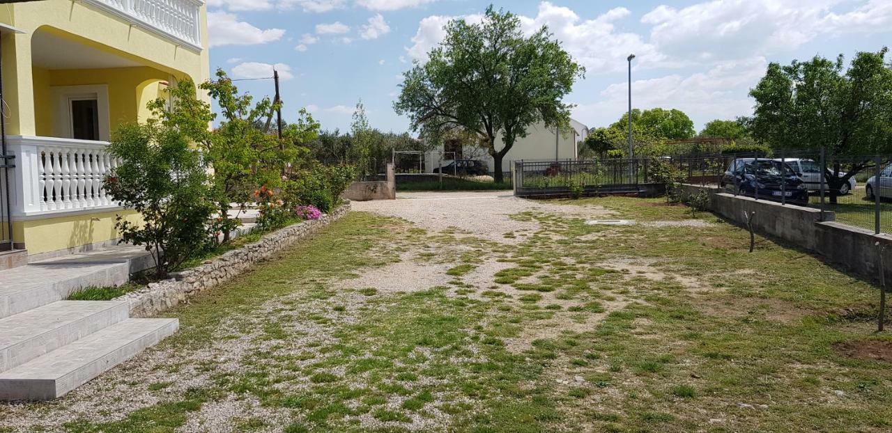 Apartmani Marijana Lozovac Esterno foto